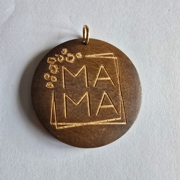 Jewelry - Mama pendant brown wood Ma Ma mom mommy mother